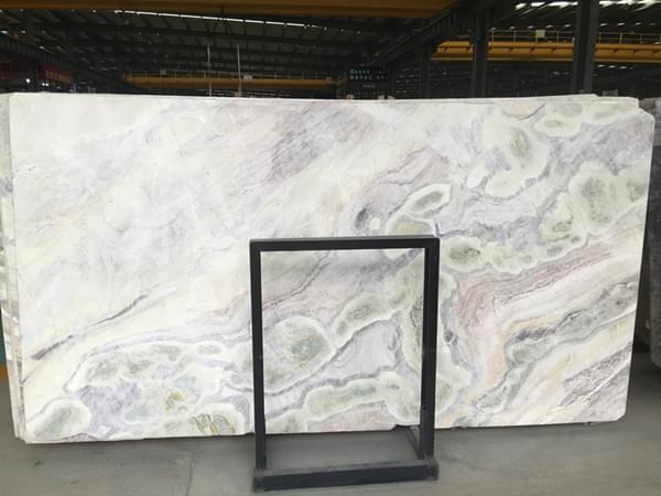 white marble --Dream White